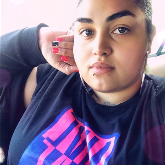 Meet your Posher, Naye - Picture 7 of 16